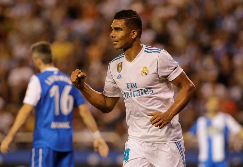 Casemiro comemora seu gol pelo Real Madrid