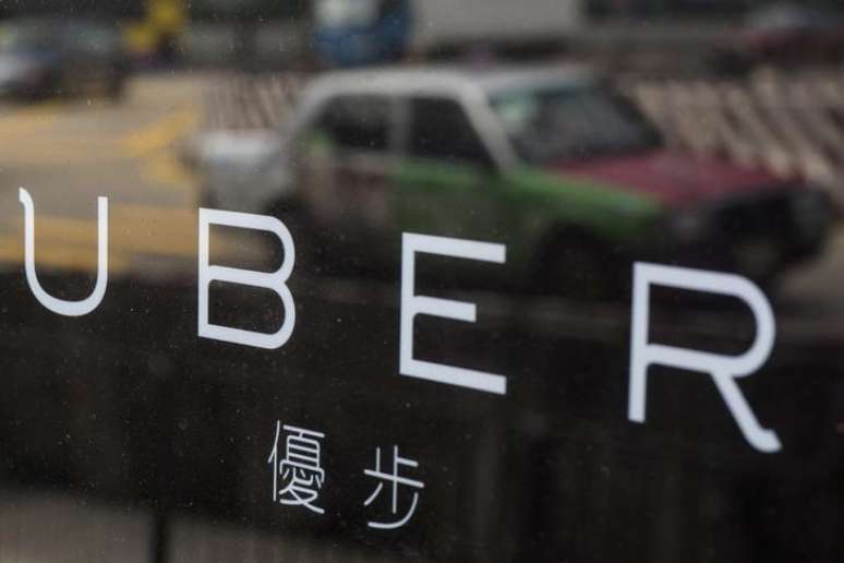 Logo da Uber no prédio da empresa em Hong Kong, China
12/0/2015 REUTERS/Tyrone Siu/File Photo