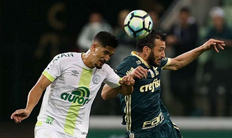 Túlio de Melo marcou o segundo gol da Chape sobre o Palmeiras, no Allianz (Foto: Cesar Greco/Agência Palmeiras)