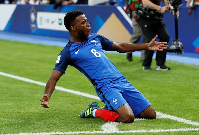 Thomas Lemar, da França, comemora gol marcado contra a Holanda pelas eliminatórias para a Copa do Mundo
31/08/2017 REUTERS/Gonzalo Fuentes