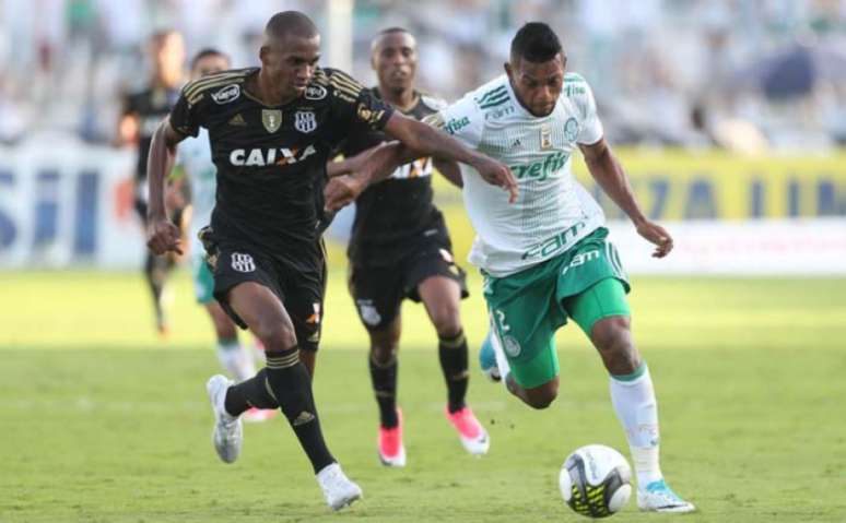 Marllon hoje é titular absoluto na zaga da Ponte Preta (Foto: Lancepress!)