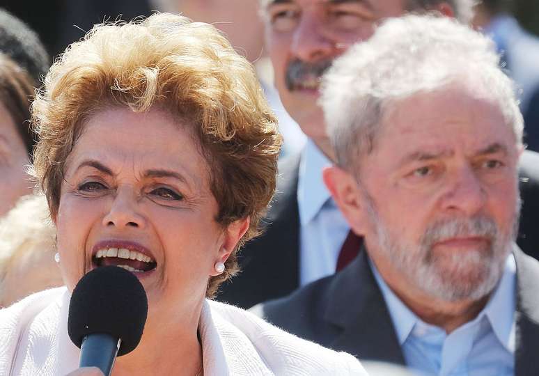 Dilma defende &#034;diretas já&#034;, mas PT dá sinais de que prefere ver Temer &#034;sangrar&#034; até outubro de 2018