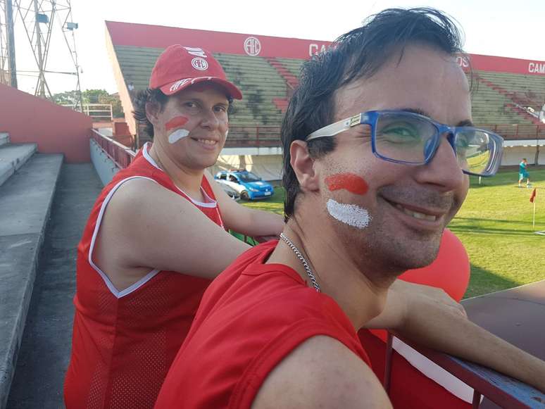 Mesmo em meio ao clima de saudosismo, o Am&eacute;rica possui torcedores mais jovens em sua arquibancada.