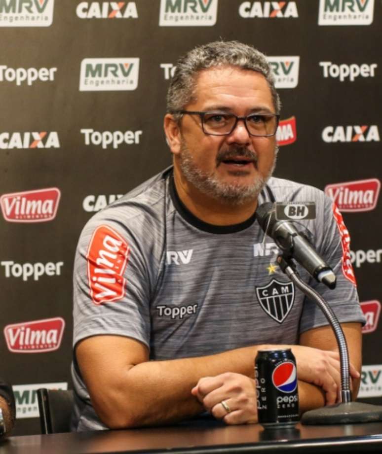 Micale descreve atuações de Fred e Robinho, mas não garante a dupla no time titular que enfrenta o Palmeiras (Foto: Bruno Cantini/Atlético)