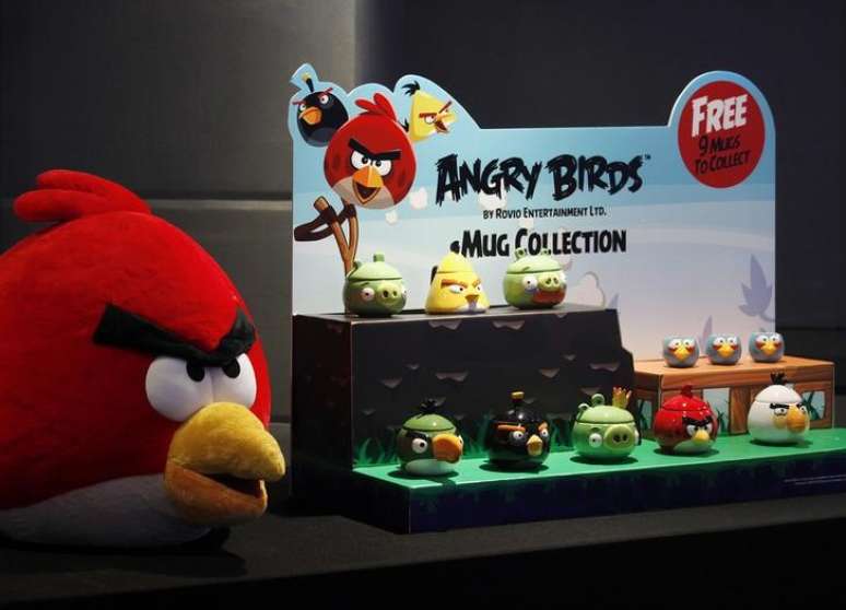 Produtos do jogo Angry Birds durante confer&ecirc;ncia com jornalistas em Hong Kong, China
3/07/2012 REUTERS/Bobby Yip