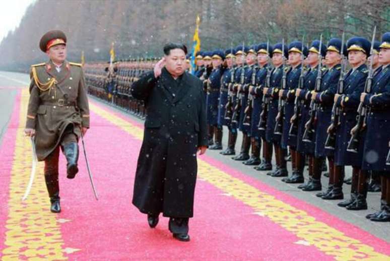 O líder norte-coreano Kim Jong Un realizou este ano 14 testes de lançamento de mísseis balísticos e há uma semana um deles invadiu o espaço aéreo do Japão antes de cair no mar