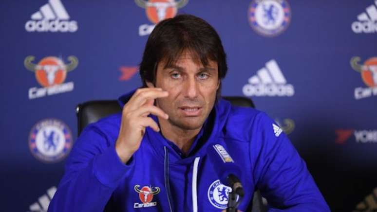 Antonio Conte vai para a sua segunda temporada nos Blues (Foto: Divulgação)