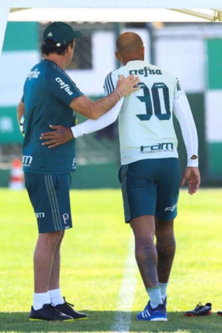 Cuca e Felipe Melo durante treino do Verdão, na terça (Foto: Jales Valquer/Fotoarena/Lancepress!)