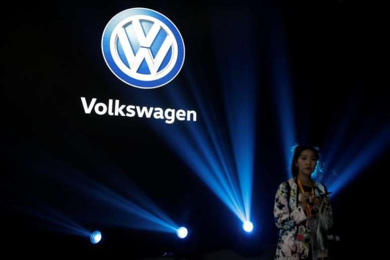 Logo da Volkswagen durante lan&ccedil;amento em Xangai, China
21/10/2016 REUTERS/Aly Song