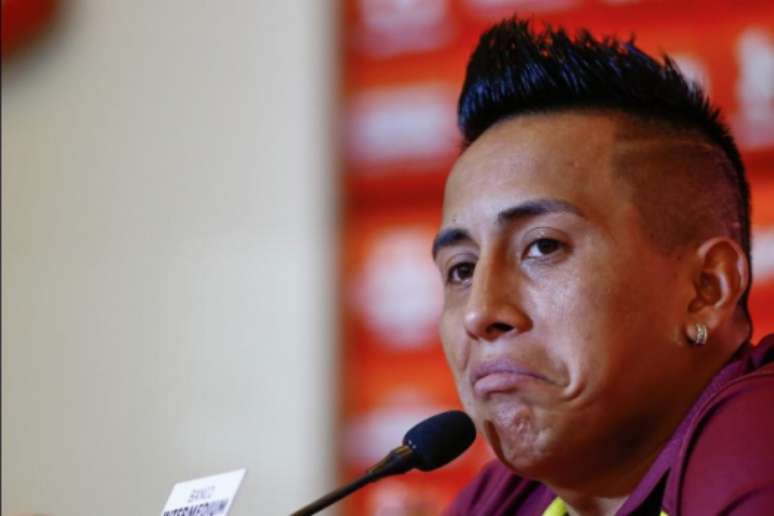 Cueva em entrevista coletiva no São Paulo