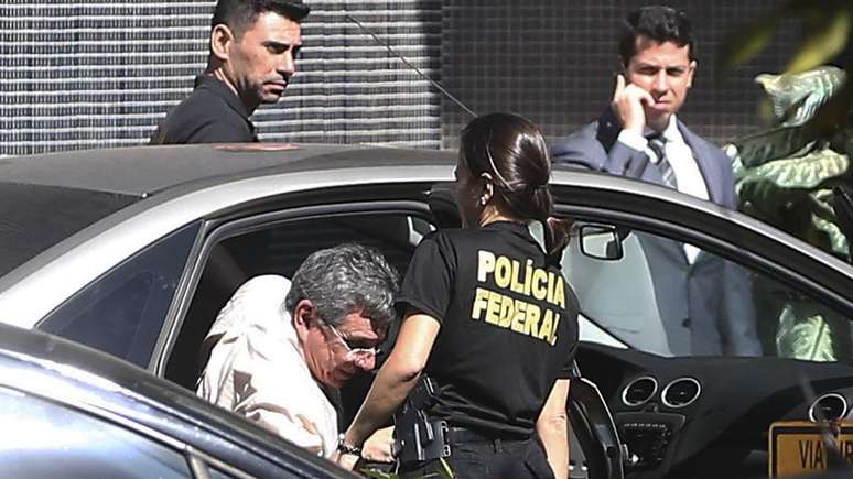 Após ser preso na Operação Panatenaico, ex-vice-governador do DF Tadeu Filippelli chega à superintendência da Polícia Federal
