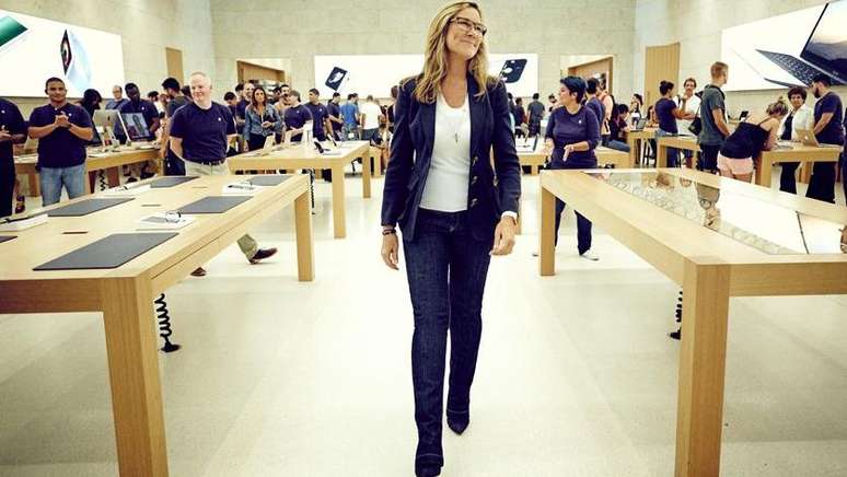 Angela Ahrendts