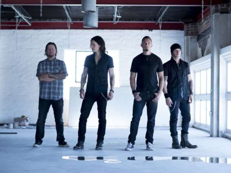 Pela primeira vez no Brasil, o grupo Alter Bridge vai levantar o p&uacute;blico com rock pesado no quinto dia de festival