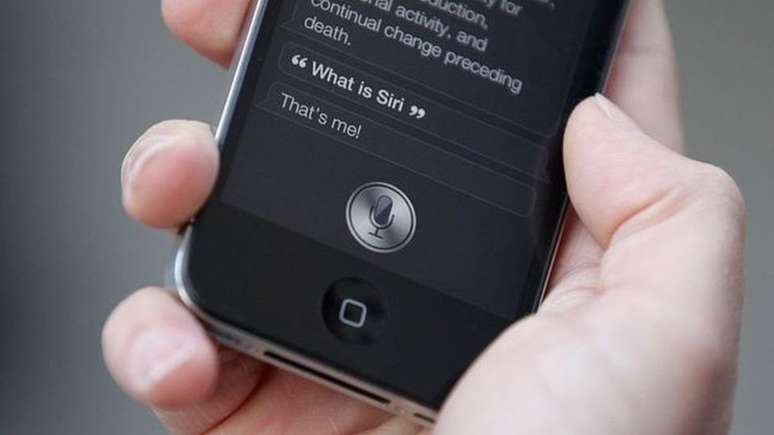 Siri como um app - que logo foi comprado pela Apple 