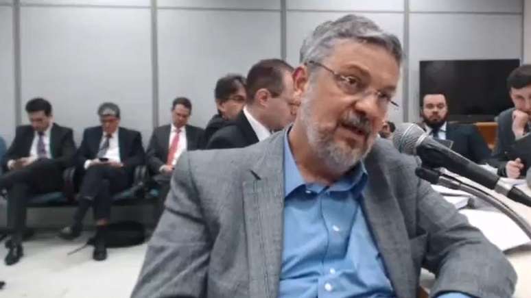 Palocci em depoimento a juiz Sergio Moro, em setembro; o ex-ministro disse Lula e Odebrecht tinham 'pacto de sangue' | Foto: Reprodução/Justiça Federal do Paraná 