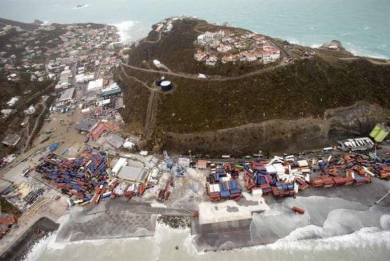 Passagem do furacão Irma pela província holandesa de Philipsburg, na ilha de San Martín 