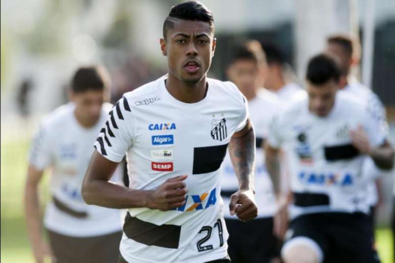 Após sentir dores na panturrilha, Bruno Henrique não preocupa (Foto: Ivan Storti/Santos)