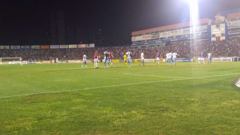 Times paranaenses tiveram grande desempenho, e Tricolor foi coroado com golaço no fim. (Rodrigo Sanches/Paraná)