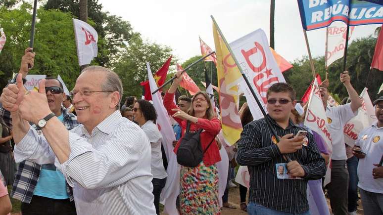 Tarso Genro durante a campanha de 2014