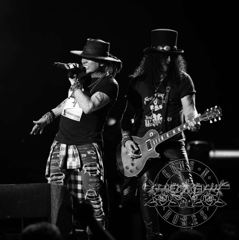 Axl Rose e Slash devem levar o público ao delírio logo mais, no encerramento do penúltimo dia do Rock in Rio