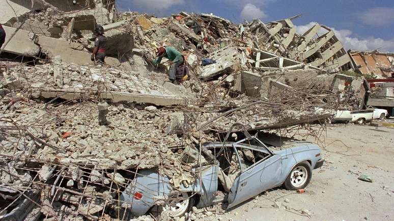 Edifícios destruídos pelo terremoto de 1985
