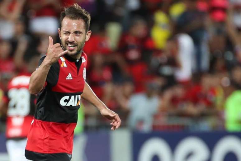 Everton Ribeiro tem crescido de produção no Flamengo (Foto: Gilvan de Souza / Flamengo)