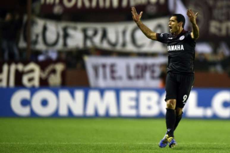 Lanús supera o San Lorenzo nos pênaltis e garante vaga na semifinal da Libertadores (Foto: AFP)