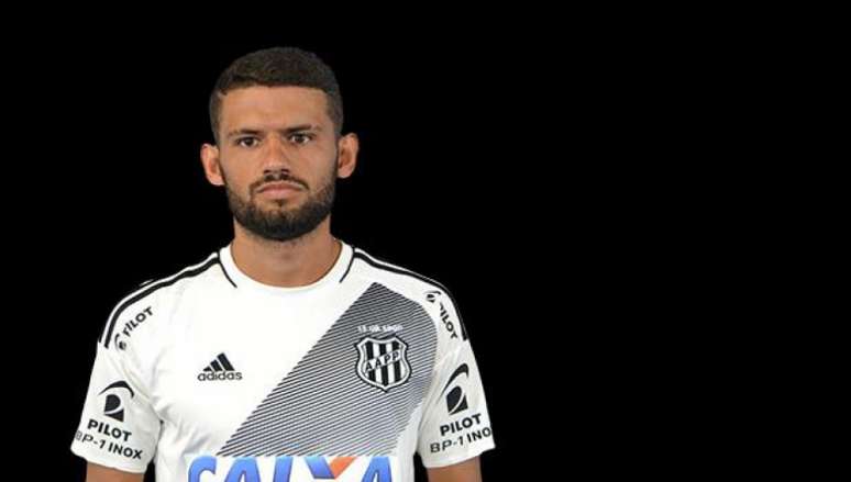 Jadson voltou a ser relacionado após longo período fora se recuperando de lesão no joelho - Divulgação