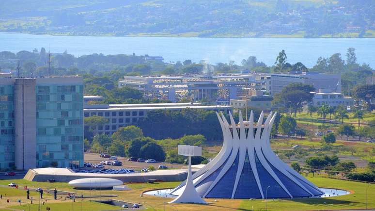 Alguns dos imóveis em posse da União em Brasília são ocupados irregularmente por ex-servidores que perderam o direito ao benefício 