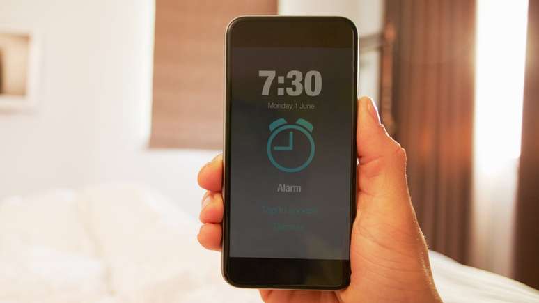 ReplyASAP usa alarme do celular para interromper atividade do usuário do celular e obrigá-lo a responder 