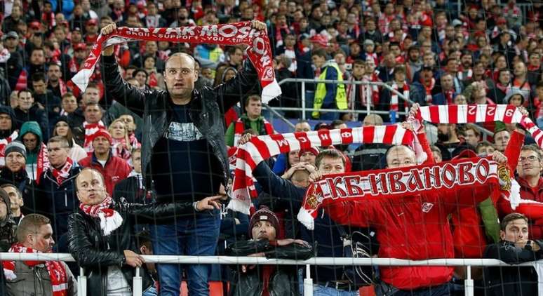 Torcida do Spartak Moscou no duelo da última terça-feira(Foto: Reprodução / Twitter do Spartak Moscou)