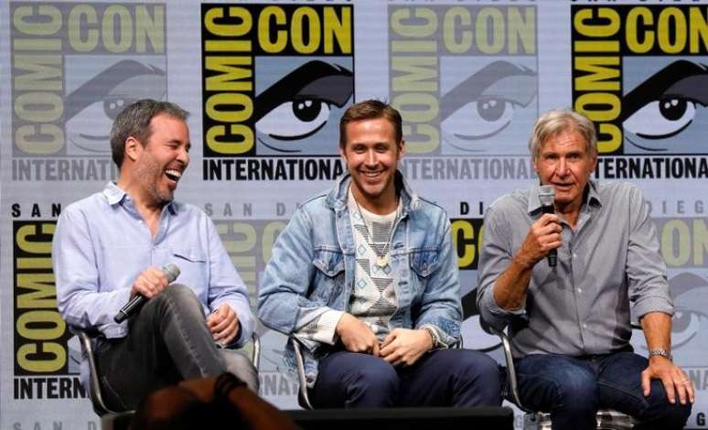 Diretor do filme "Blade Runner 2049", Denis Villeneuve, e atores Ryan Gosling e Harrison Ford, durante evento em San Diego, na Calif&oacute;rnia 22/06/2017 REUTERS/Mario Anzuoni