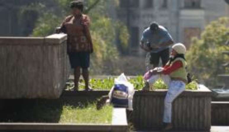 Moradores de rua são o público-alvo do programa da prefeitura