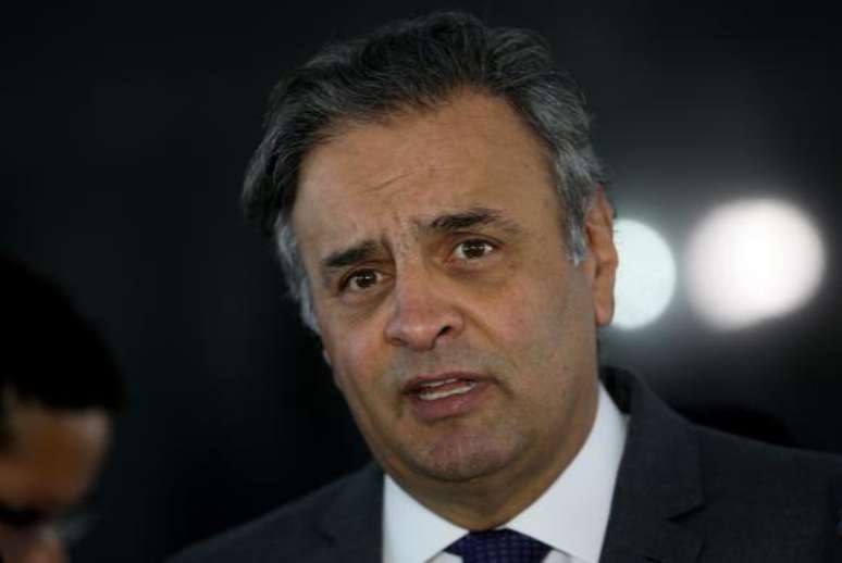 No pedido, o advogado de Aécio, Alberto Toron, pede que o afastamento seja suspenso ao menos até que seja julgada a Ação Direta de Inconstitucionalidade