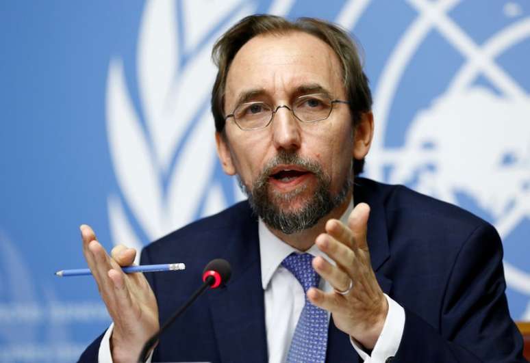 Alto comissário da ONU para os direitos humanos, Zeid Ra'ad Al Hussein, durante coletiva de imprensa em Genebra, na Suíça 30/08/2017 REUTERS/Denis Balibouse