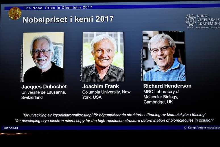 Vencedores do Nobel de Química de 2017, Jacques Dubochet, Joachim Frank e Richard Henderson   TT News Agency/Claudio Bresciani via REUTERS 04/10/2017