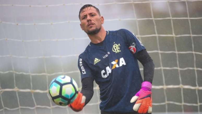 Diego Alves também celebrou o tempo que o time vai ter para trabalhar D(Gilvan de Souza / Flamengo)