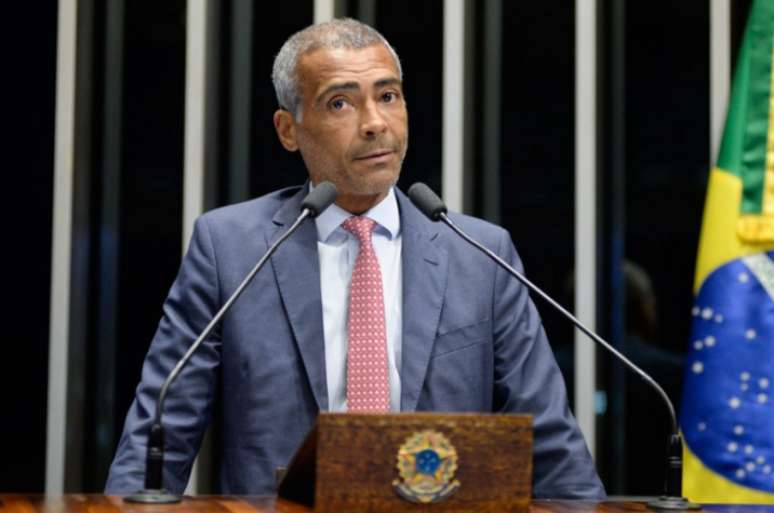 Romário lança projeto que pode alterar estrutura do Bolsa Atleta (Foto: Jefferson Rudy/Agência Senado)