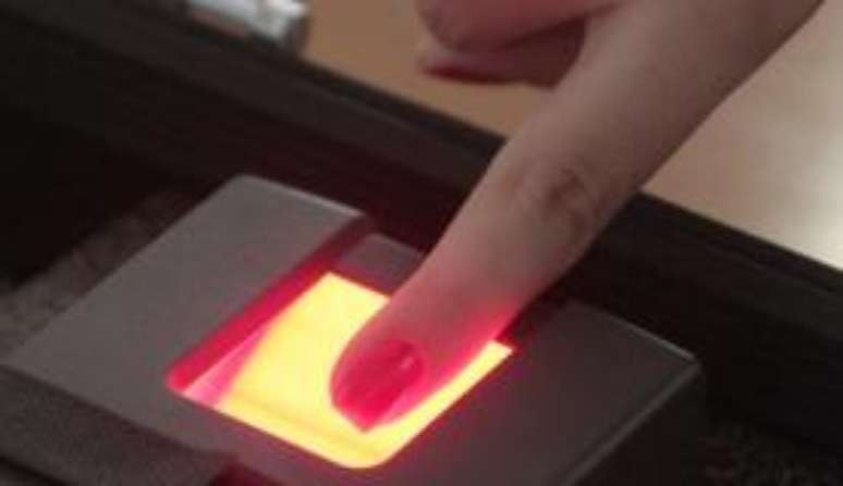 Até o momento, 6,5% da população carioca fez o cadastramento biométrico para votar