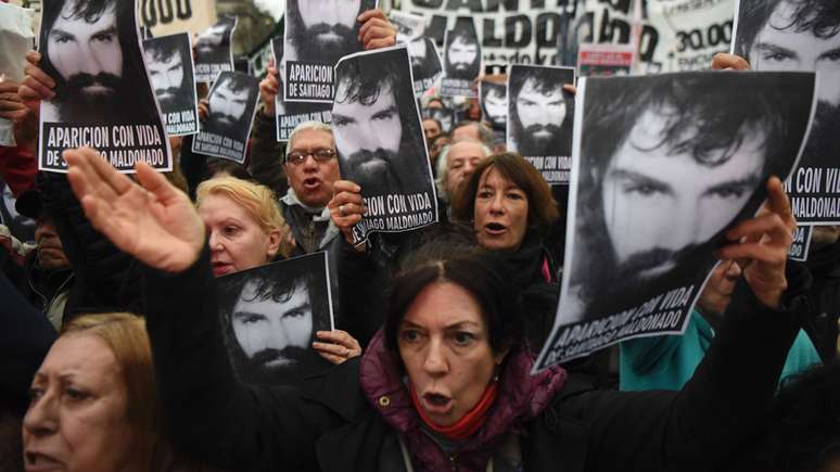Protesto na Argentina por Maldonado
