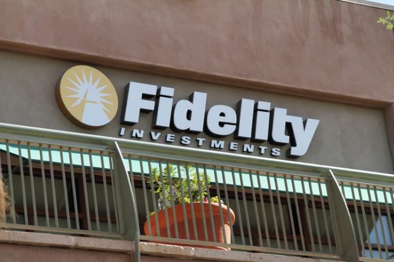 Fachada do escritório da Fidelity Investments na Califórnia