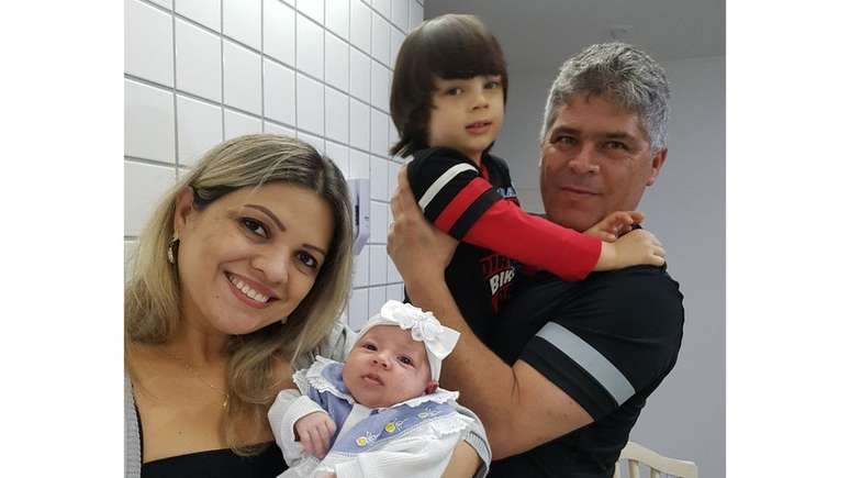 Liz com a família: Para a gaúcha, parto normal foi como uma "cura" após cesariana não desejada