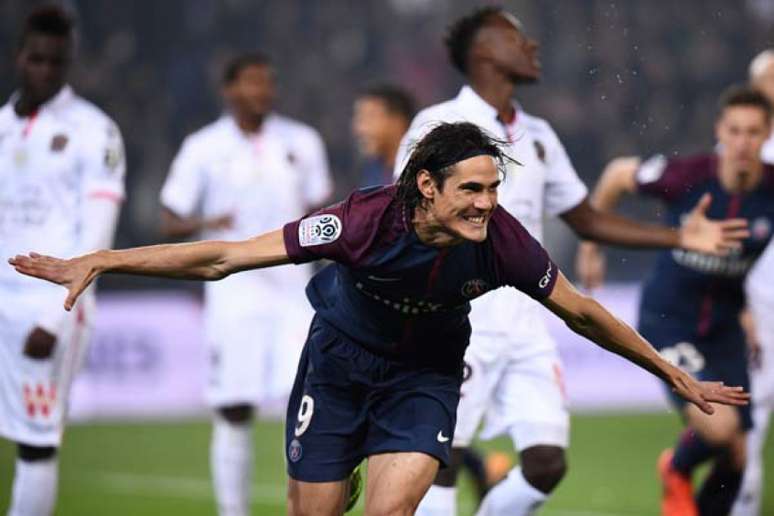 Cavani manteve a boa fase na França (Foto: Franck Fife / AFP)