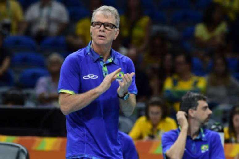 Bernardinho em ação durante a Olimpíada do Rio de Janeiro, no ano passado (Foto: Divulgação/CBV)