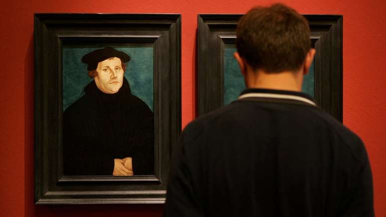 Retrato pintado de Martinho Lutero em museu de Berlim