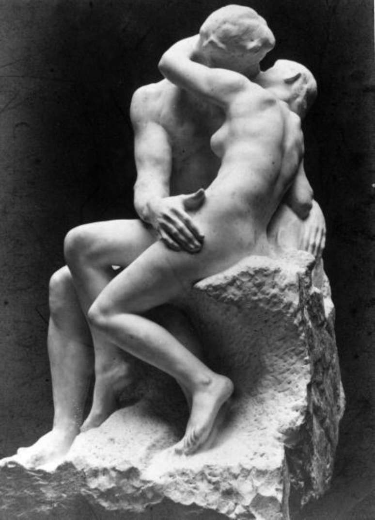 Estátua 'O Beijo', de Auguste Rodin