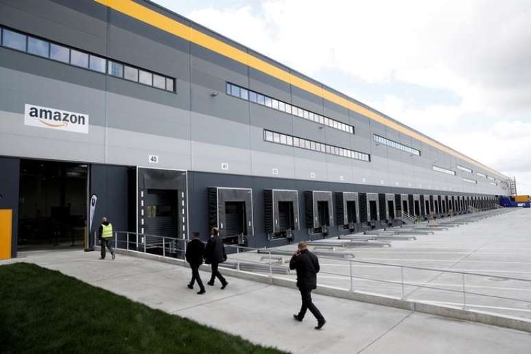 F&aacute;brica da Amazon em Boves, Fran&ccedil;a
3/10/2017 REUTERS/Yoan Valat/Pool
