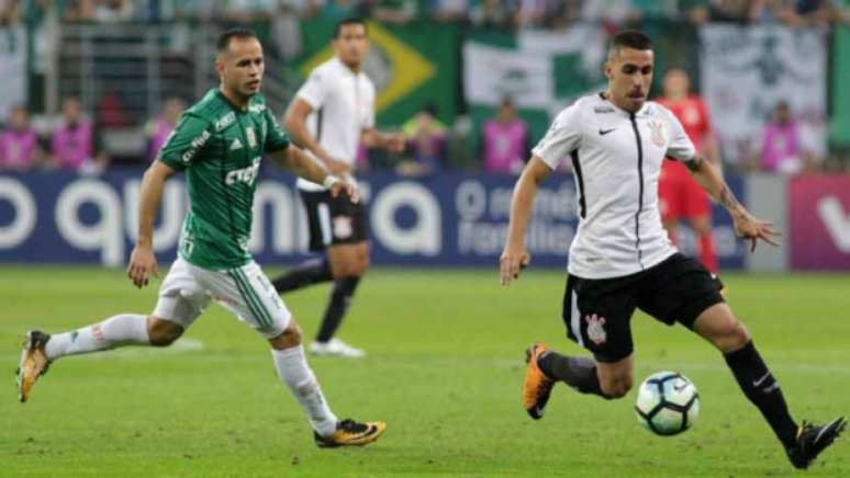 Gabriel em ação contra o Palmeiras no primeiro turno