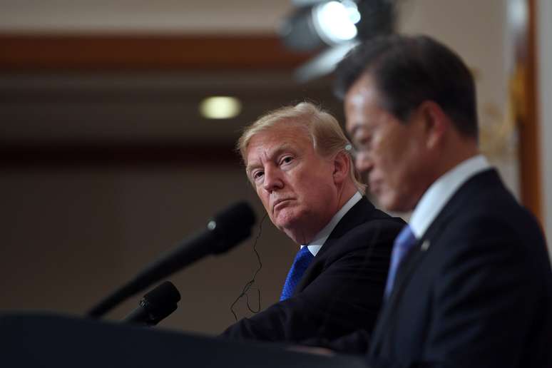 Presidente dos Estados Unidos, Donald Trump, durante coletiva de imprensa conjunta com o presidente sul-coreano, Moon Jae-in, em Seul 07/11/2017 REUTERS/Jung Yeon-Je