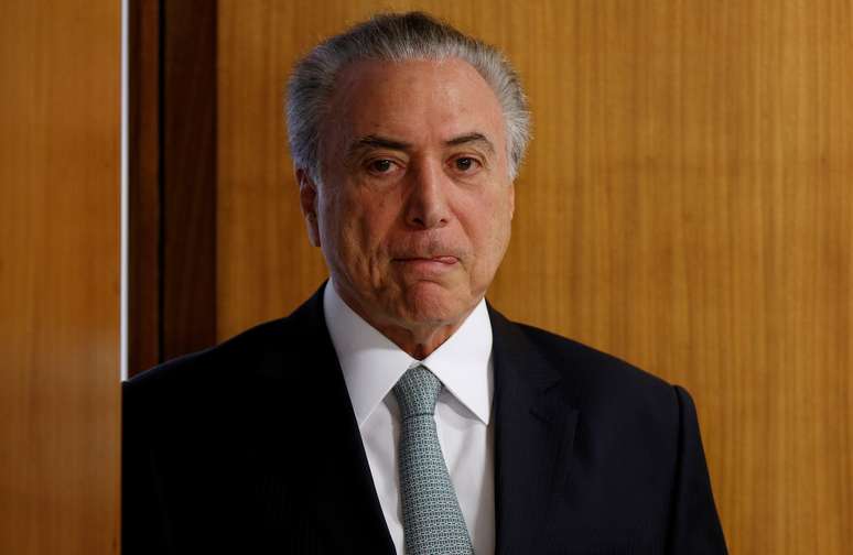 Presidente Michel Temer chega para cerimônia no Palácio do Planalto, em Brasília
26/10/2017 REUTERS/Adriano Machado